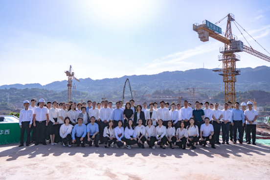 230415宜發(fā)展集團(tuán)召開(kāi)2023年一季度經(jīng)濟(jì)運(yùn)行分析會(huì)278.png