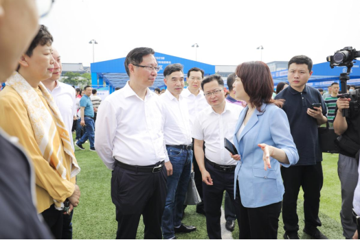 230515參加四川省2023屆高校畢業(yè)生宜賓專場(chǎng)招聘會(huì)463.png